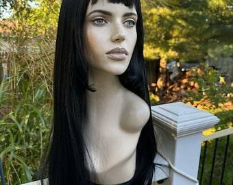 ABRACADABRA Bi Level Cut Full Bang Wig Jet Black Baby Bangs Wig HD Synthetic Wig Drag Wig Burlesque Lady Gaga Hime Cut The Wig Witch