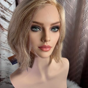 Carity 100% Human Hair Lace Front Wig Side Parting Glueless Wear And Go Style Short Layered Bob Blonde Highlights