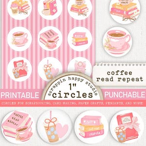 以下が含まれることがあります： ピンクと白のストライプの背景に、印刷可能なパンチ可能なフレアボタン。ボタンには、本、コーヒーカップ、アイスドリンクのイラストが描かれています。「Coffee Read Repeat」の文字が見えます。各円の直径は2.54cmです。