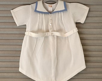 Adorable pelele francés para bautizo de bebé