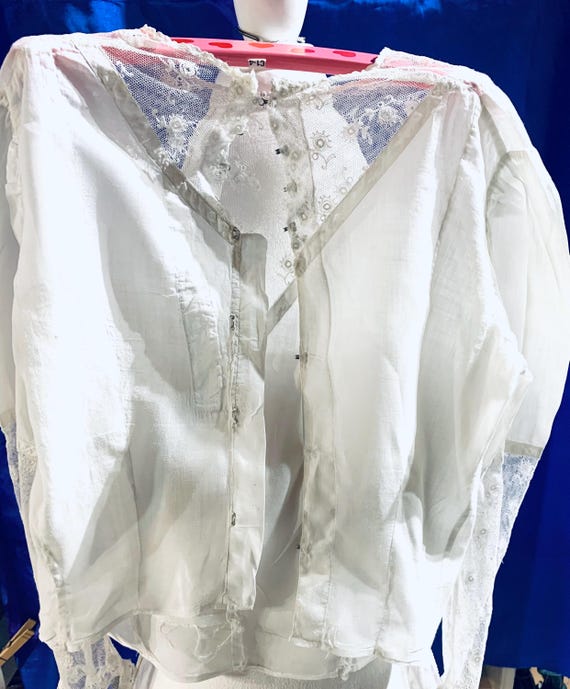 Victorian Edwardian Woman’s Blouse Batiste Lace