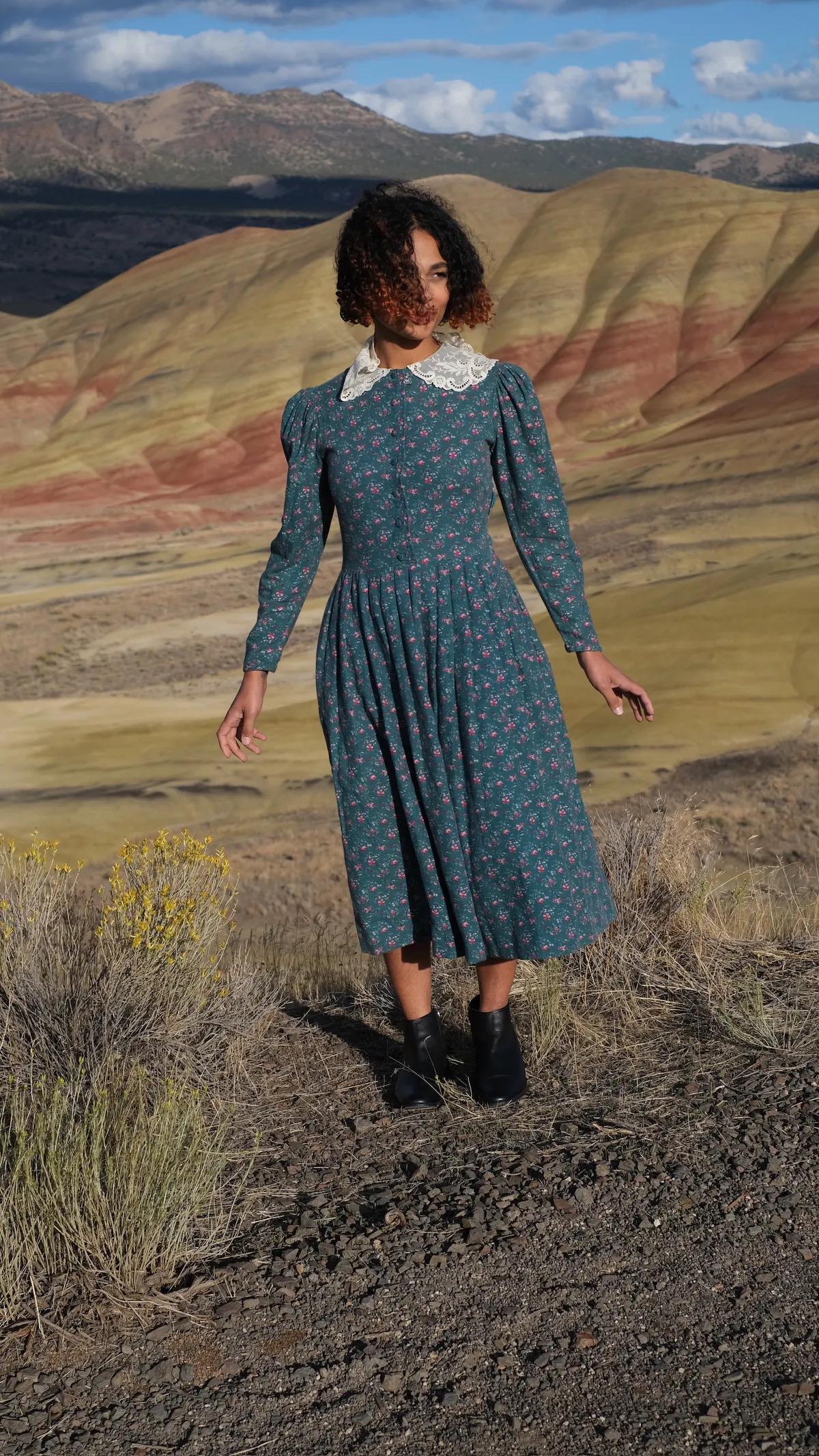 Laura Ashley Made in Britain Cottage Core Dress w/ Lace Collar