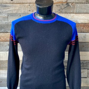 1980&#39;s Vintage Ski/Surf/Skate Sweater in Black and Blue with Red Stripe in Size Large