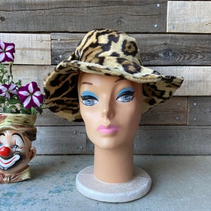 Vintage 1960&#39;s Leopard Print Fur Hat with Wide Brim and Bow by Adolfo Realites