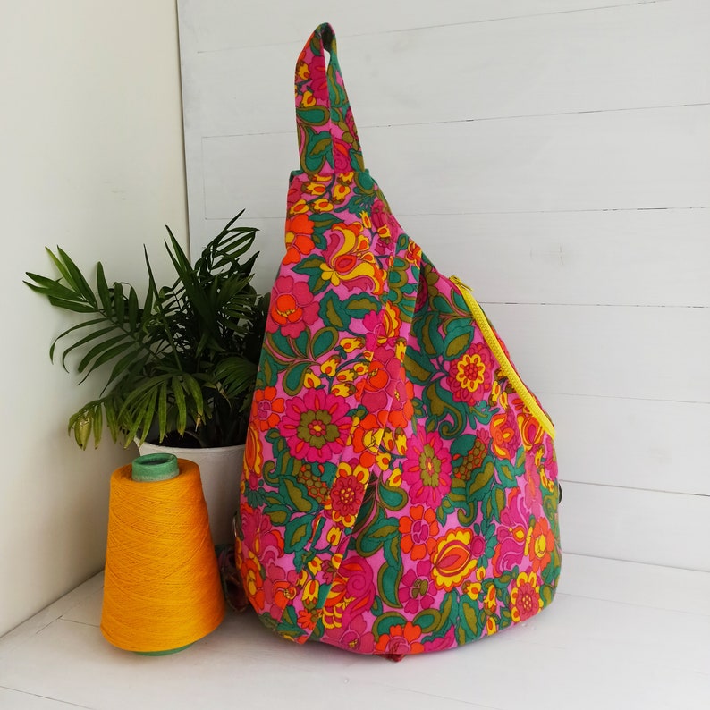 large knitting project bolsa