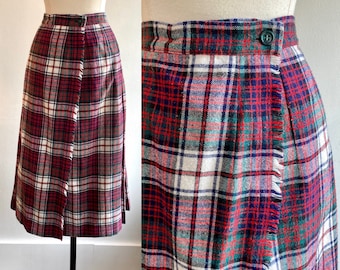 Vintage 60s PLAID Kilt Skirt / TARTAN Skirt / Wrap Front + Pleated Back / Fringe + Midi Length / Olken's Wellesley