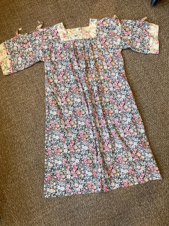 Vintage 70s Dress / Boho SMOCK Dress / Floral Cal… - image 10