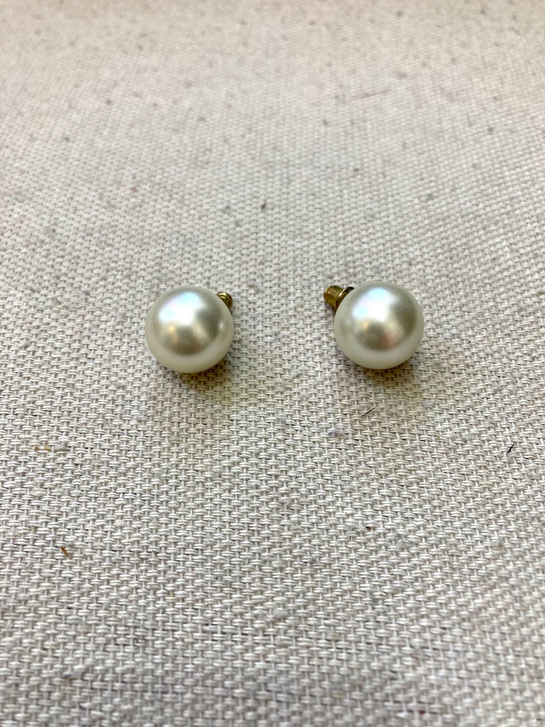 Chic Vintage OVERSIZED PEARL Stud Earrings - Etsy