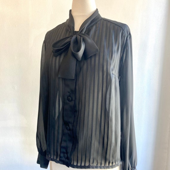 Vintage 50's 60's SHEER PUSSY BOW Blouse / Pleat … - image 6