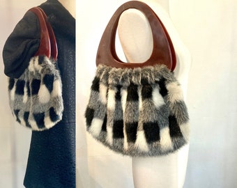 Vintage FAUX CHECKERBOARD FUR Hobo Shoulder Bag Purse / Faux Tortoiseshell Handle