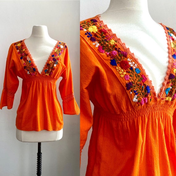 70's Vintage Mexican HAND EMBROIDERED Floral Gauz… - image 1