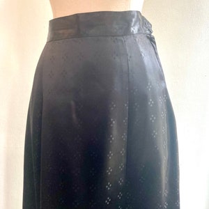 Vintage 40s Skirt / SATIN SILK EMBOSSED Dots / Midi Pencil Length / Side Metal Zip image 7