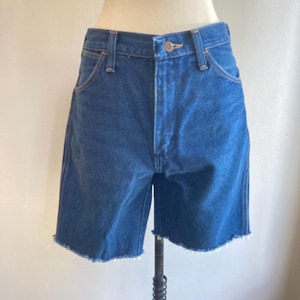 ヴィンテージ70年代ショートパンツ / ジョーツ / フレッシュダークデニムカットオフ / ハイライズ / WRANGLER ブラックレーベル / 30インチウエスト