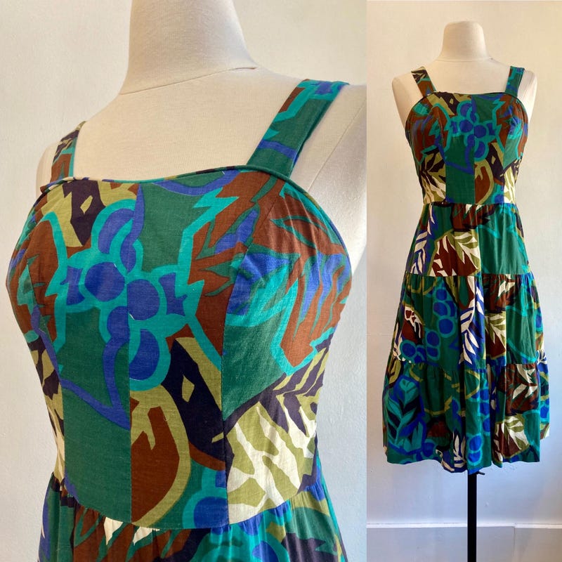 Tie Back Tropical Print Dress