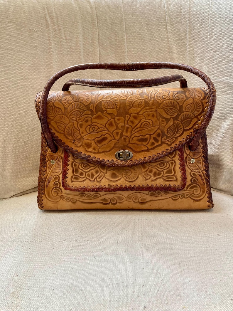 Vintage 40s 50s TOOLED Leather Purse or Hand Bag with a Floral Pattern and a  Deer Scene on the Bottom and many Pocket Options.