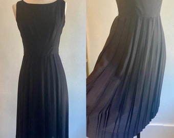 Vintage 50's PARTY Dress / 1950's Cocktail Dress / Little Black Dress / Fit Flare Rayon + Knife Pleat Skirt