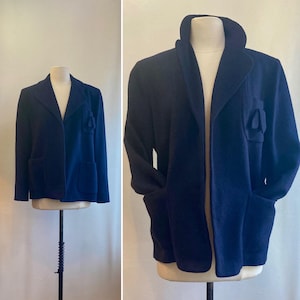 Vintage 40s Jacket Coat / Navy Blue Wool HOPSACK / Notch Collar + Detailed Chest Pocket + Patch Pockets / No Closure / Lined / I MAGNIN