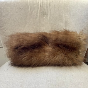 Vintage 40s 50s FAUX FUR MUFF / Hand Warmer / Fur Lined