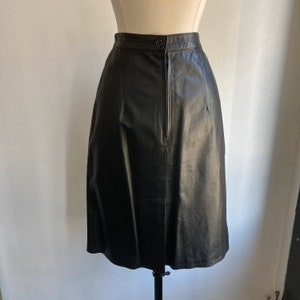 Vintage BLACK LEATHER Skirt / Leather Mini Skirt / POCKETS High Waist / Lined image 7