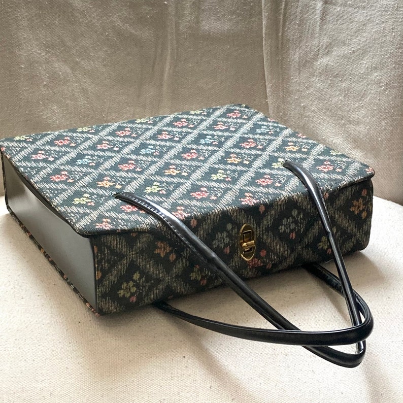 Vintage 60s Mod Floral Fabric TRAVEL BEAUTY SEWING Case / Mirror Interior Pocket image 3