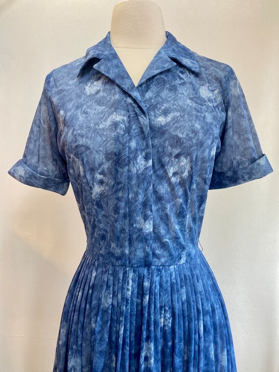 Vintage 50s Shirtwaist Dress / SHEER BLUE ROSE Pr… - image 3