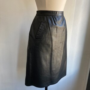 Vintage BLACK LEATHER Skirt / Leather Mini Skirt / POCKETS High Waist / Lined image 2