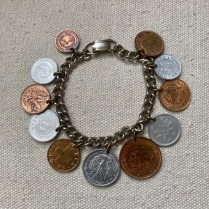 Vintage 50s SOUVENIR COIN CHARM Bracelet / Europe + Canada + South Africa
