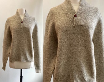 Vintage 80s Sweater / Wool OATMEAL FLECK Henley Pullover / Leather Button / Environmental Clothing Co.