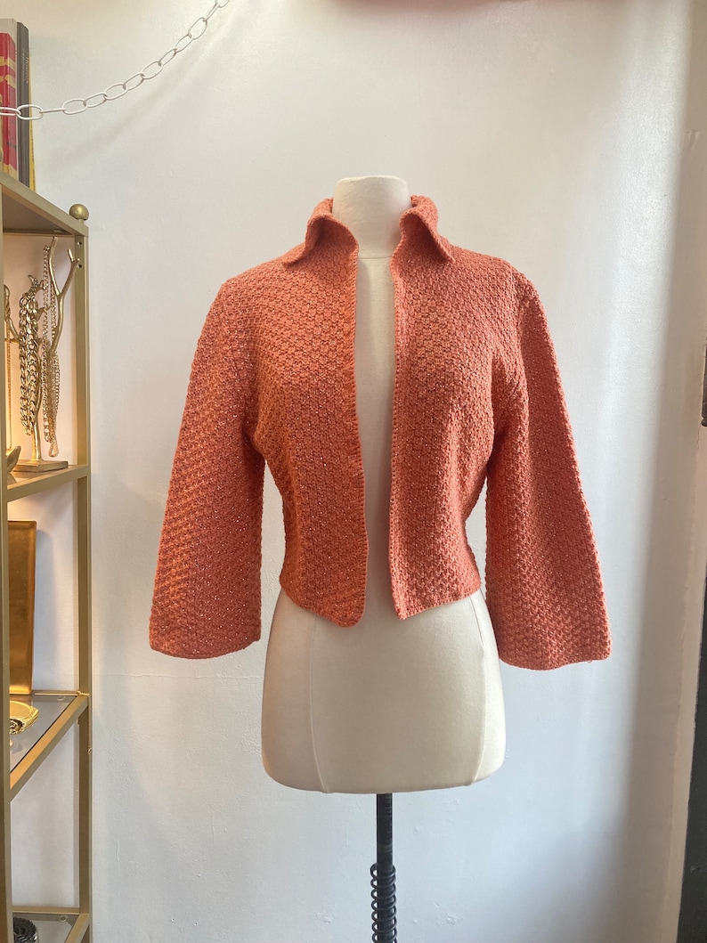 Vintage 50s Cardigan Sweater Jacket Bolero / WAFFLE Weave GOLD LUREX Threads / Cropped Collar Wide Sleeves / Hand Knit image 3
