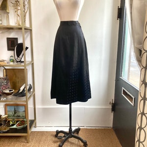 Vintage 40s Skirt / SATIN SILK EMBOSSED Dots / Midi Pencil Length / Side Metal Zip image 2