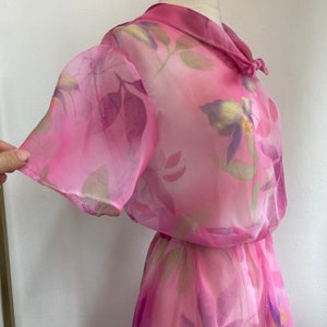 Vintage 50s Dress / SHEER FLORAL CHIFFON / Fit Flare Shawl Tie Collar / Pretty image 4