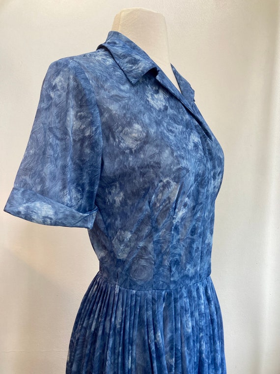 Vintage 50s Shirtwaist Dress / SHEER BLUE ROSE Pr… - image 4