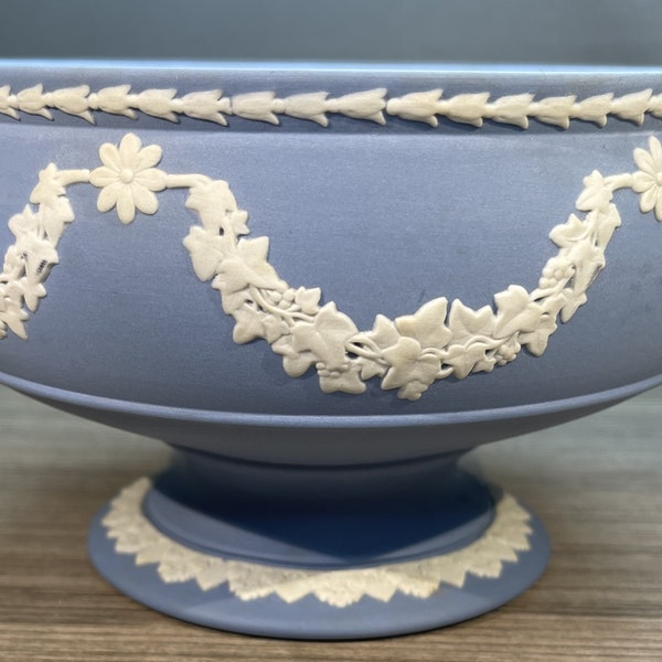Wedgwood Blue Jasperware Pedestal / Footed Imperial Bowl with Original Box