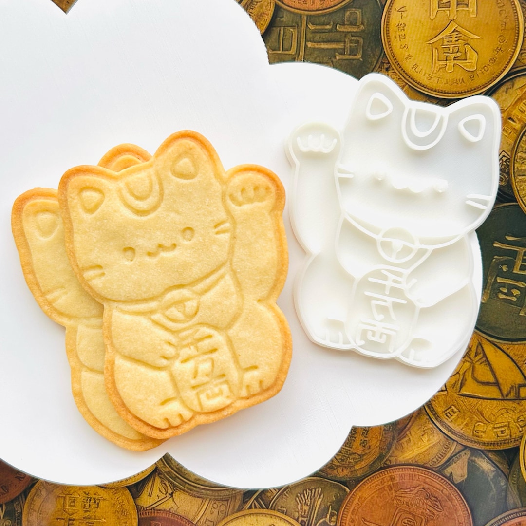 Lucky Cat Cookie Cutter and Stamp Set | Manekineko Cookie Cutter ...