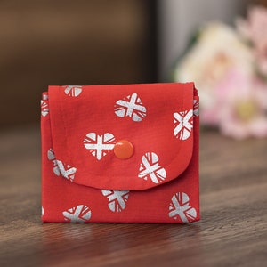 Monedero hecho a mano, tarjetero, minicartera para mujer, monedero con 3 compartimentos. Diseño de coronación de corazón plateado - CP30