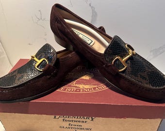 Mocasines sin cordones Horsebit de ante marrón chocolate italiano HB