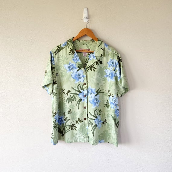 Plus Size Green Hibiscus Floral Hawaiian Shirt - … - image 1