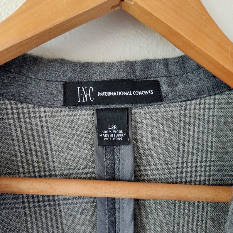 Vintage Gray Wool Blazer in Size 42R Classic Men's Jacket image 5