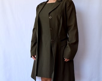 Ensemble de manteau robe deux pièces vert olive des années 90