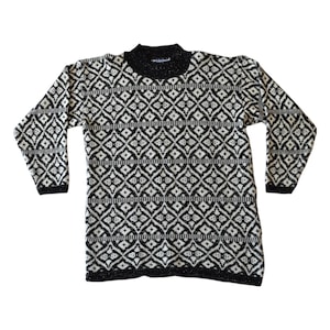 80s Retro Black White Geometric Sweater - Oversized Knit - Size Large