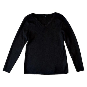Y2K Metallic Black V-Neck Sweater Size L - Retro Minimalist Fashion