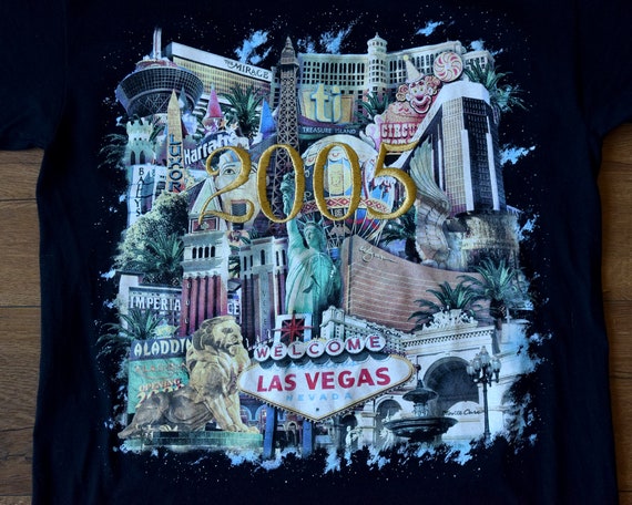 2005 vintage las vegas nevada shirt - image 2