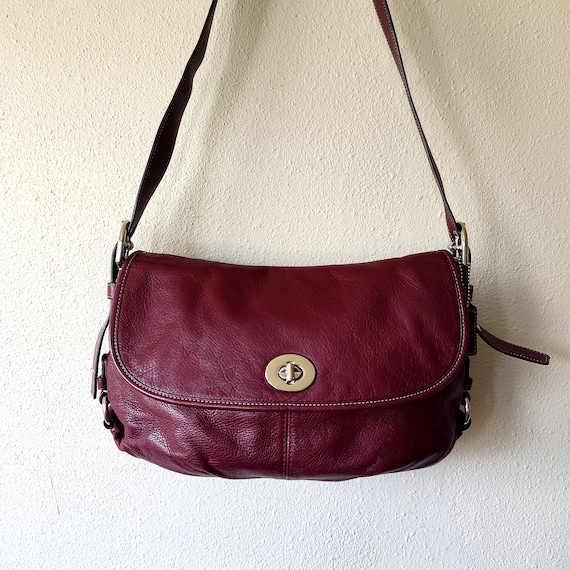 Vintage Coach Burgundy Leather Roll Bag, Refurbished 90s Coach Wine Colored  Leather Crossbody Bag, Limited Edition Retro Coach Bag - Etsy