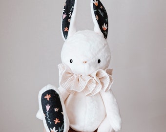 Patron de couture et instructions pour lapin en peluche