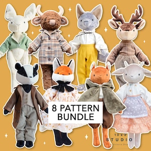 Op de afbeelding: Een verzameling van acht stoffen dierpoppen, elk met unieke outfits. De poppen omvatten een konijn, een stier, een vleermuis, een hert, een das, een vos, een eekhoorn en een geit. De afbeelding bevat de tekst "8 PATTERN BUNDLE" en "10 x 2 STUDIO by Victoria Zhuk".