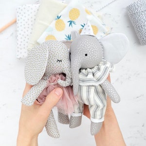 Elephant pattern and tutorial.  7" tall ( 18 cm ) with hat, collar, shorts, crown and dress.