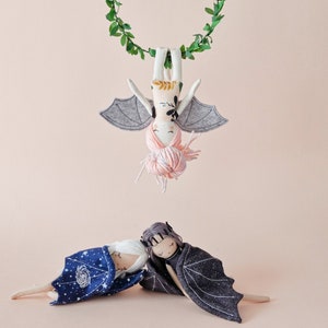 Patrón de costura para muñeca pequeña. Altura: 16 cm (6,5")
