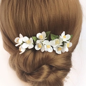 Bridal jasmine hair pins, Small white flower hair piece, Wedding floral hair accessories