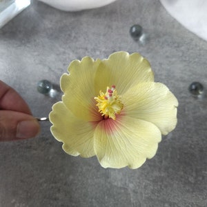 Yelloy hibiscus hair clip, Hawaiian flower, Bridal hair pin, Tropical flower wedding, Beach party, Flower hair accessories Artificial flower