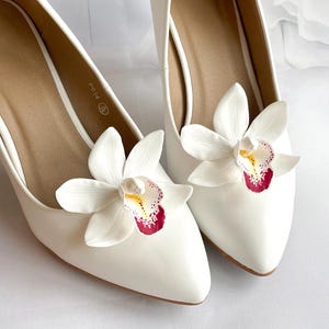 Orchid shoe clips Wedding shoe clips Flower shoe clips Orchid bridal accessories